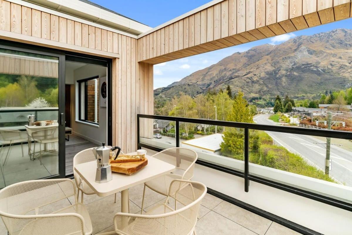 The Terrace At La Residence Du Parc クイーンズタウン エクステリア 写真