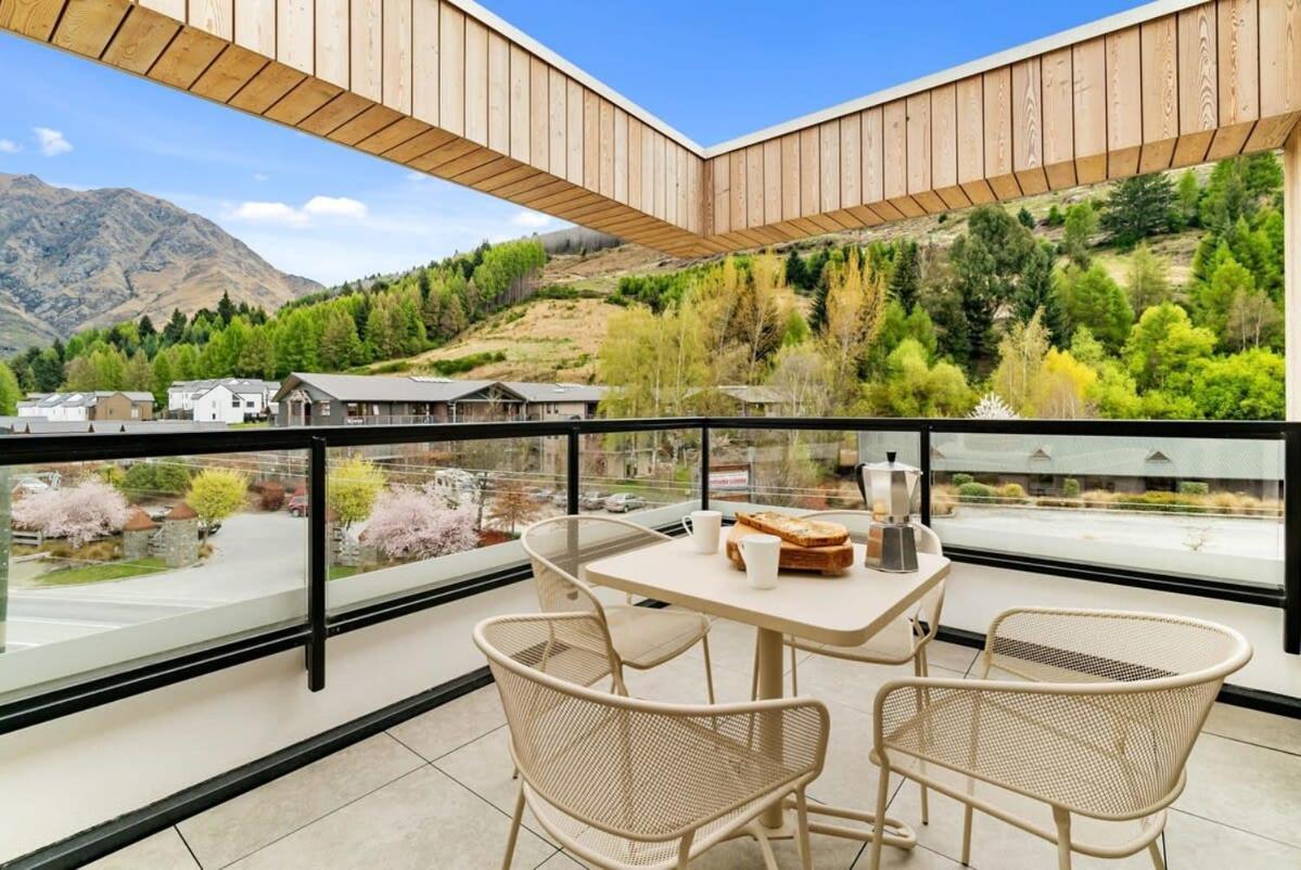 The Terrace At La Residence Du Parc クイーンズタウン エクステリア 写真